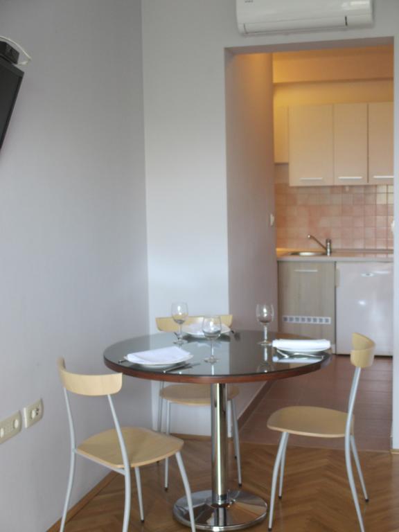 Apartments Villa Cizmic Baška Voda Pokoj fotografie